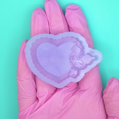 Cutie Holding Ruffle Heart Shaker Silicone Mold