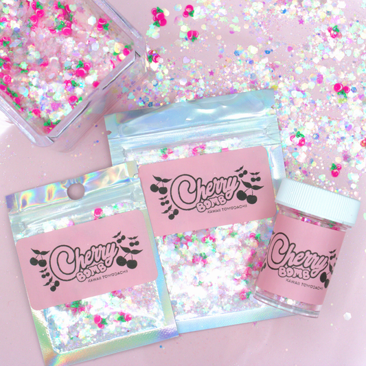 LITTLE TREASURES – Kawaii Tomodachii LITTLE TREASURES – Kawaii Tomodachii
